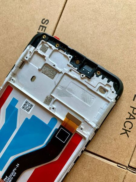 Дисплей для Samsung A107 Galaxy A10S (2019) з чорним тачскріном та корпусною рамкою, Original (China) 40736 фото