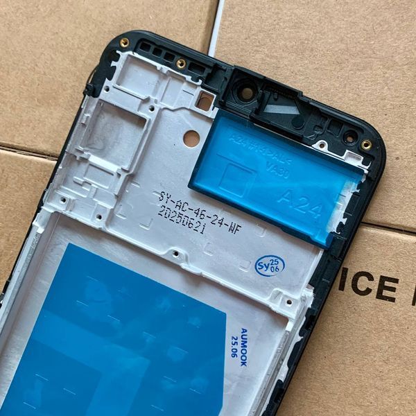 Дисплей для Samsung A245 Galaxy A24 4G 2023 з чорним тачскріном та корпусною рамкою, OLED 83366 фото