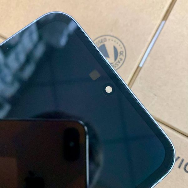 Дисплей для Samsung A566 Galaxy A56 5G 2025 з чорним тачскріном та корпусною рамкою, OLED 83356 фото