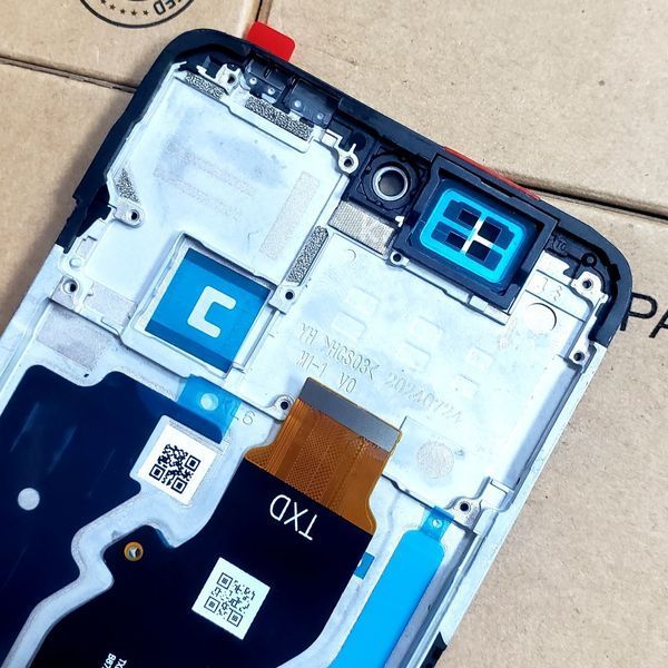 Дисплей для Tecno Spark 30 4G з чорним тачскріном та корпусною рамкою, Origina (China) 555737 фото